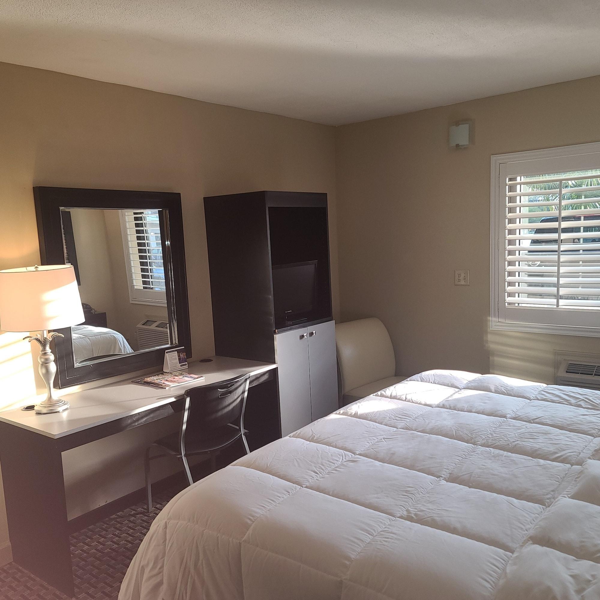 Sole Inn And Suites Pensacola Exterior photo